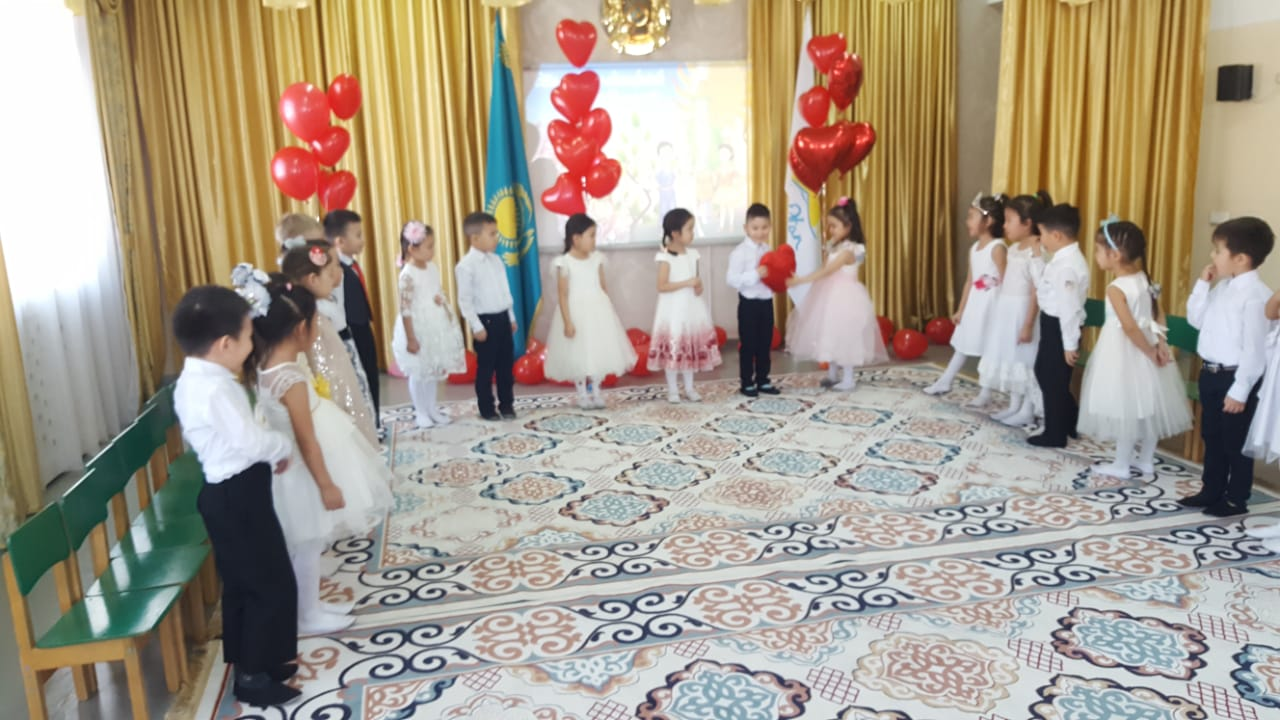 Махаббат пен шығармашылық педагогикасы онкүндік аясында "Мейірімділік жүректе" атты оқу қызметі